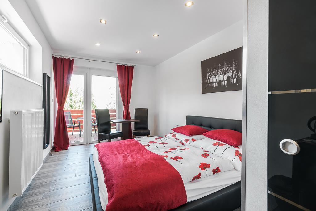 Hotel Apartments Benesova 6 Kutna Hora Luaran gambar